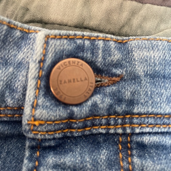 Zanella men’s designer jeans. Lt blue wash. Straight stretch denim. Size 36 - Picture 5 of 8